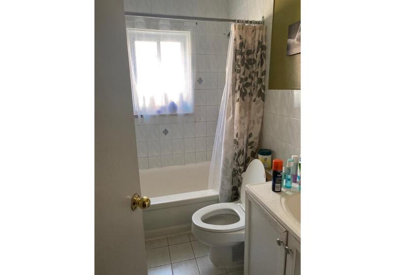 981 Mohawk Rd E, Hamilton